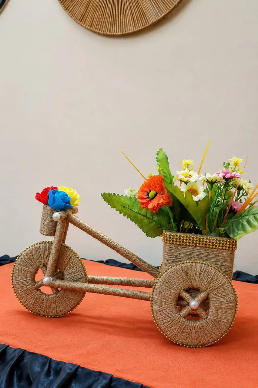 Handmade Jute (Rickshaw Flower Vase)